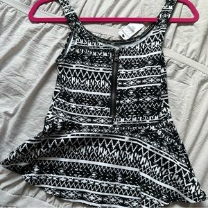 NWT Express peplum style top geometric black white pattern